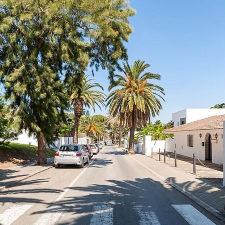 קוניל דה לה פרונטרה Apartamento En La Playa Con Terraza מראה חיצוני תמונה