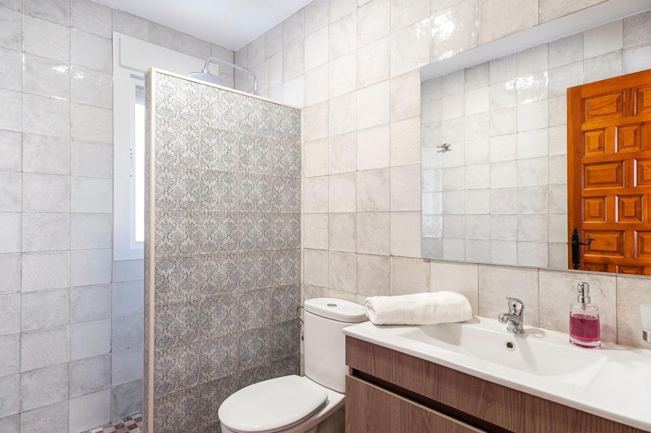 קוניל דה לה פרונטרה Apartamento En La Playa Con Terraza מראה חיצוני תמונה