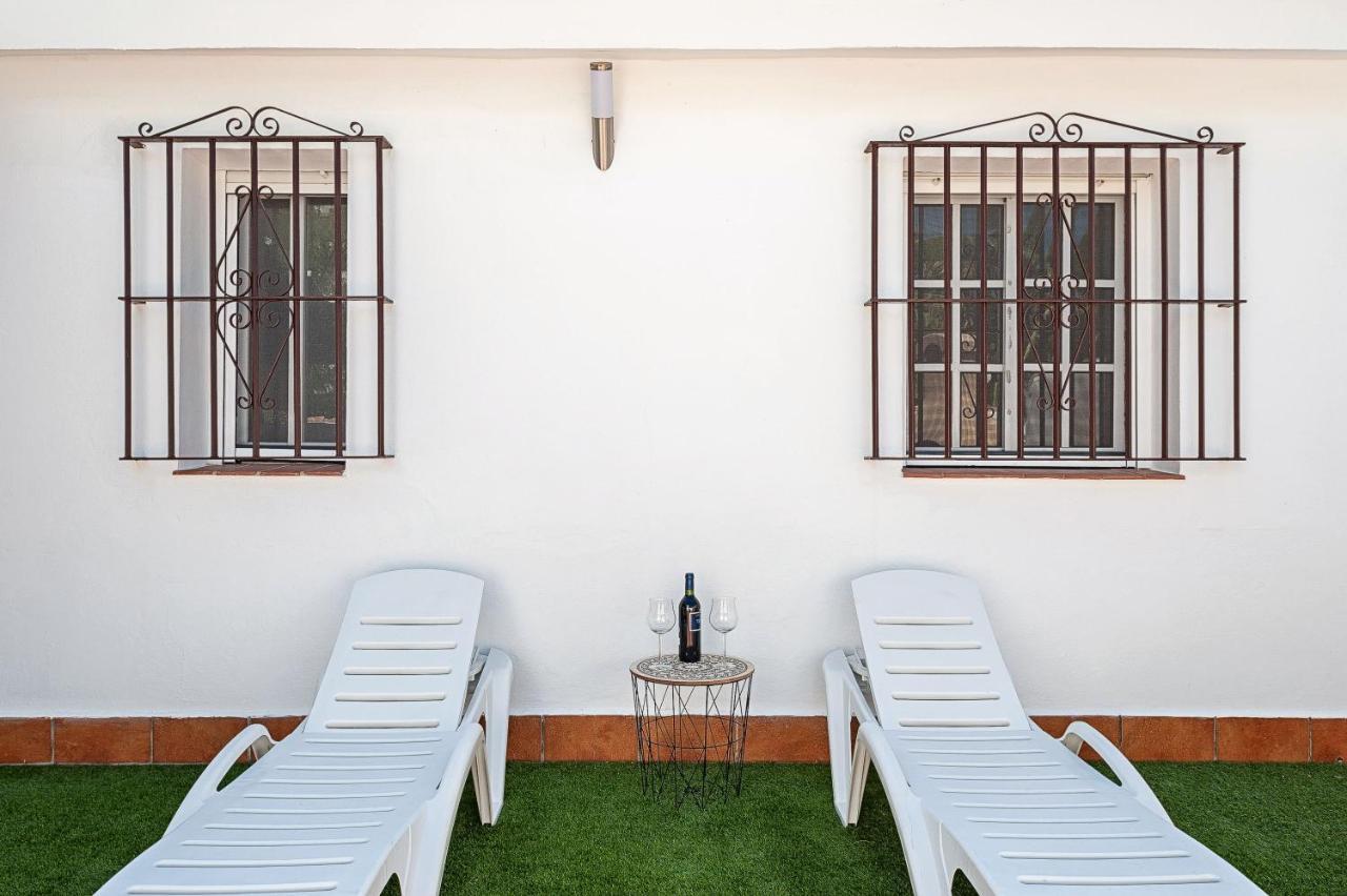 קוניל דה לה פרונטרה Apartamento En La Playa Con Terraza מראה חיצוני תמונה